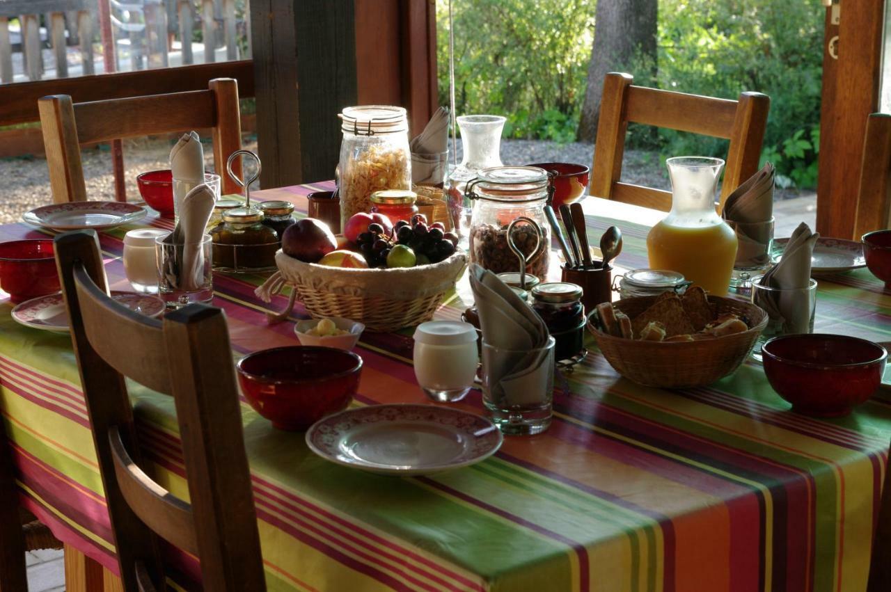 Mas De Font Chaude Bed & Breakfast Clermont-lʼHérault Dış mekan fotoğraf